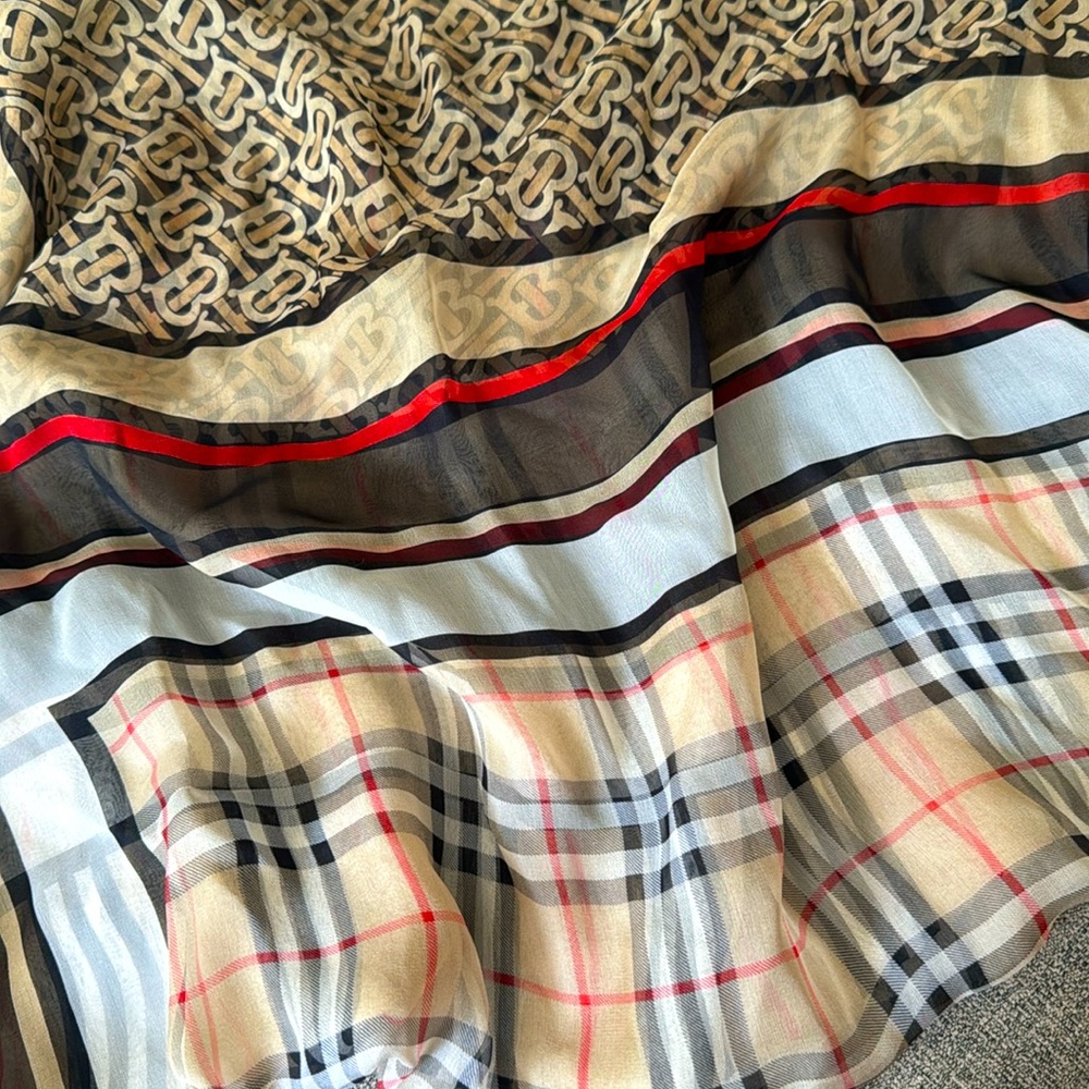 Burberry scarf